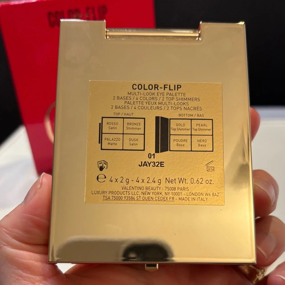 Valentino Red Color-Flip Multi-Look Eye Palette-WHEN IN ROMA - Picture 5 of 7